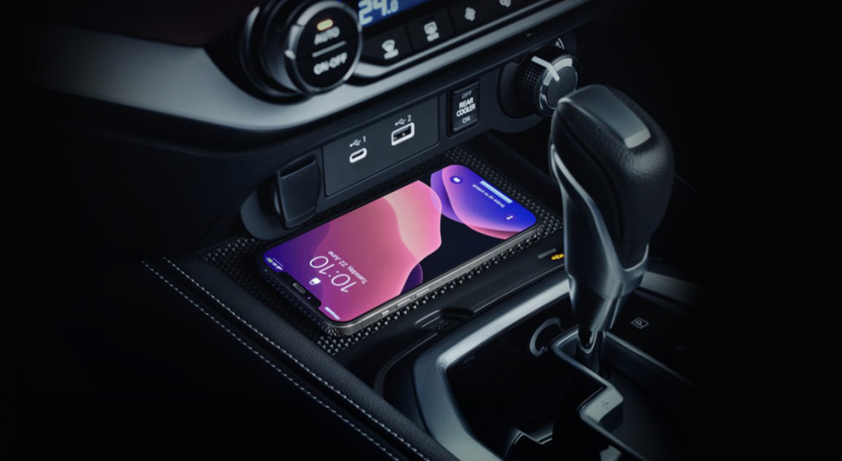 Nissan Terra 15W WIRELESS CHARGING